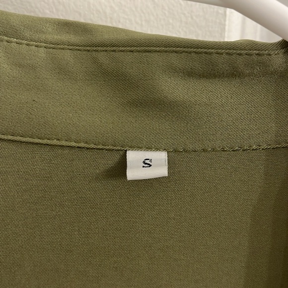 Women’s Green Cardigan/Jacket - Picture 3 of 3